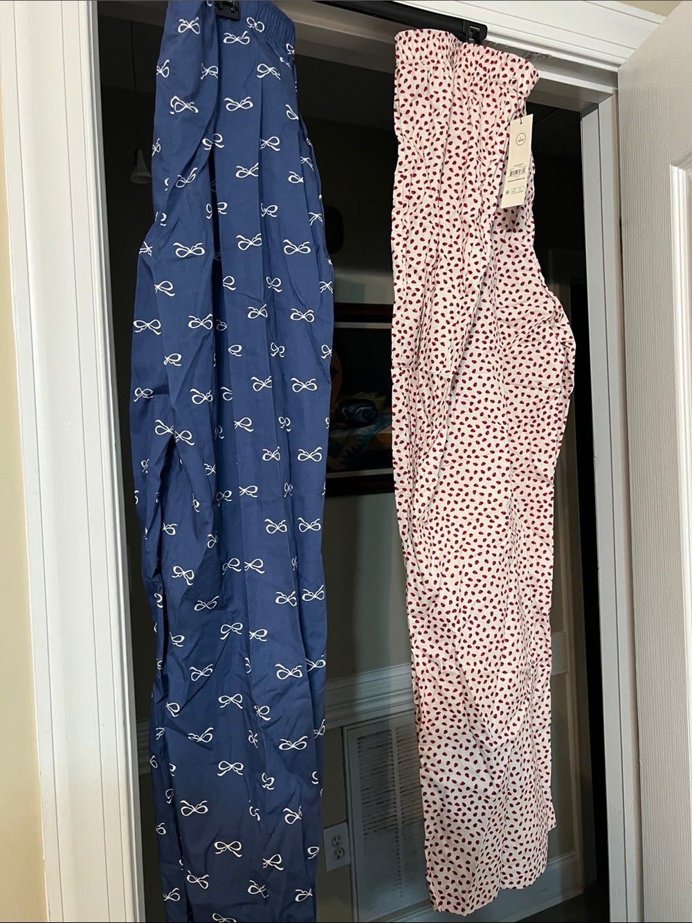 No Boundaries boxer pantsNavy Bow Print & White with Red Dot Joggers - Men